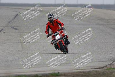 media/Nov-29-2025-TrackDaz (Sat) [[10ae2d9bce]]/B Group/Session 3 (Outside Grapevine)/